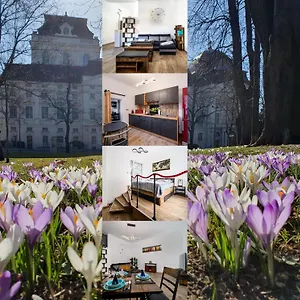 At Park, Luxurioese Mit Terrasse Und Parkplatz Im Herzen Von , Graz Österreich