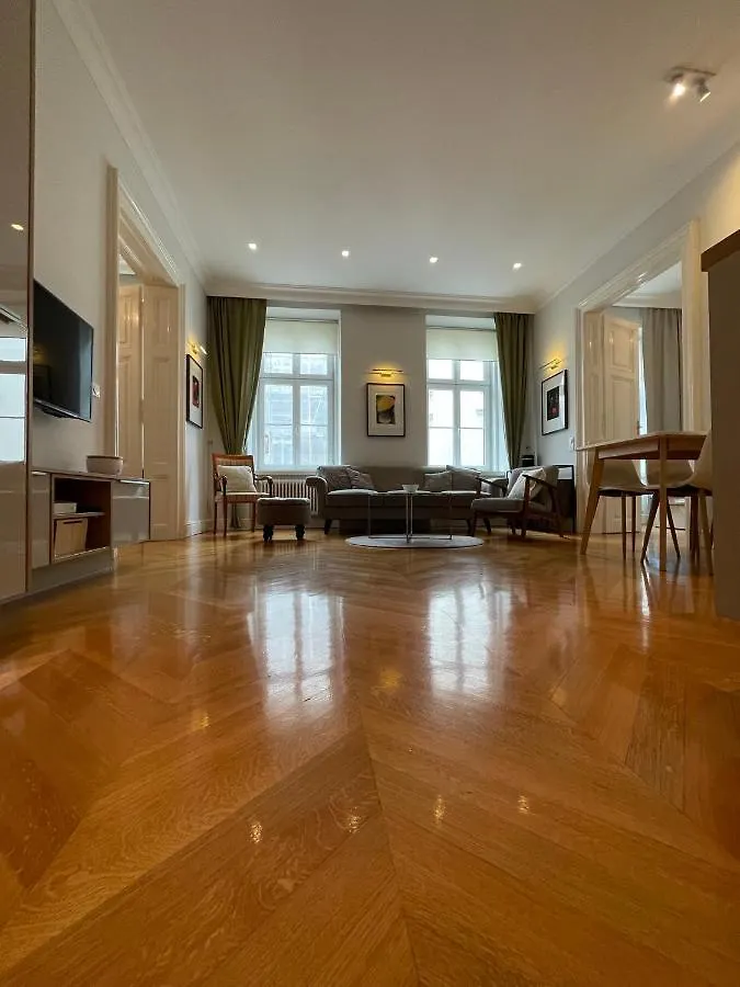 Luxury 2Br Apartment Neubaugasse Vienna 0*,  Austria